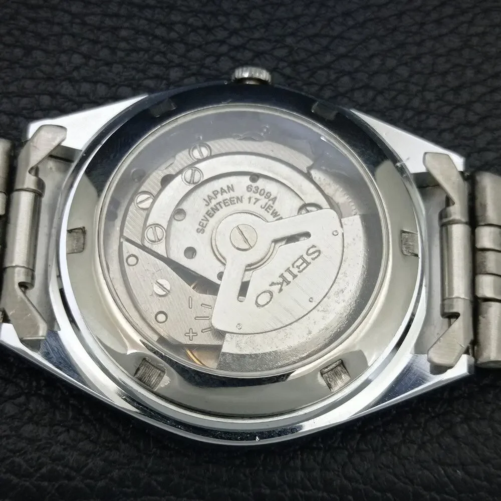 Vintage 1971 Seiko Automatic Mens Silver Watch W/daydate & Silver Accents